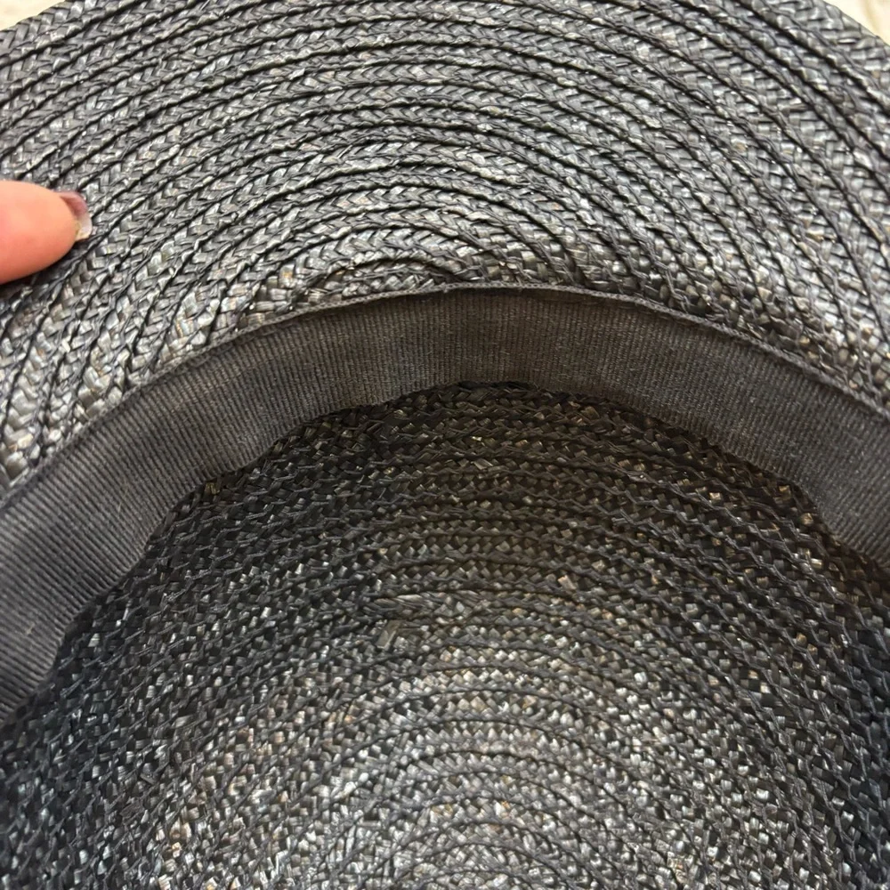 Ladies Saks Fifth Ave Woven Straw‎ Hat with Brim Black and Brown